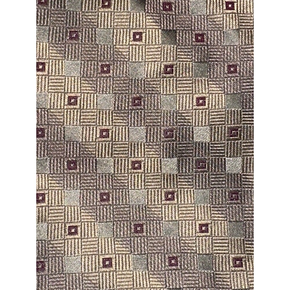 Paul Dione 100% Silk Geometric Pattern Mens Tie In Gold & Burgundy